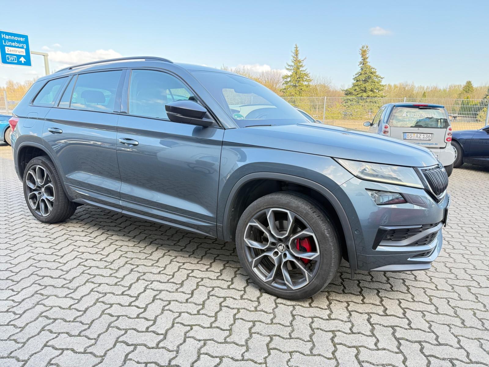 Skoda Kodiaq RS 4x4 *7.Sitz.*AHK*360°*LED*