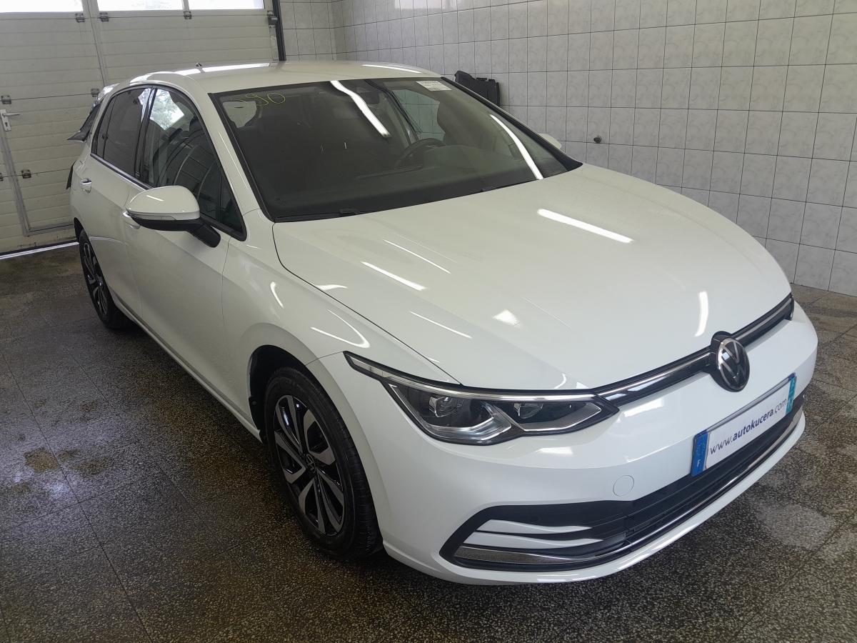 Volkswagen Golf VIII 1.0 eTSI OPF - 110