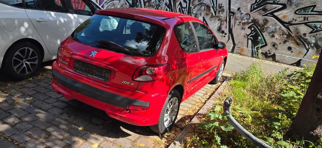 Peugeot 206