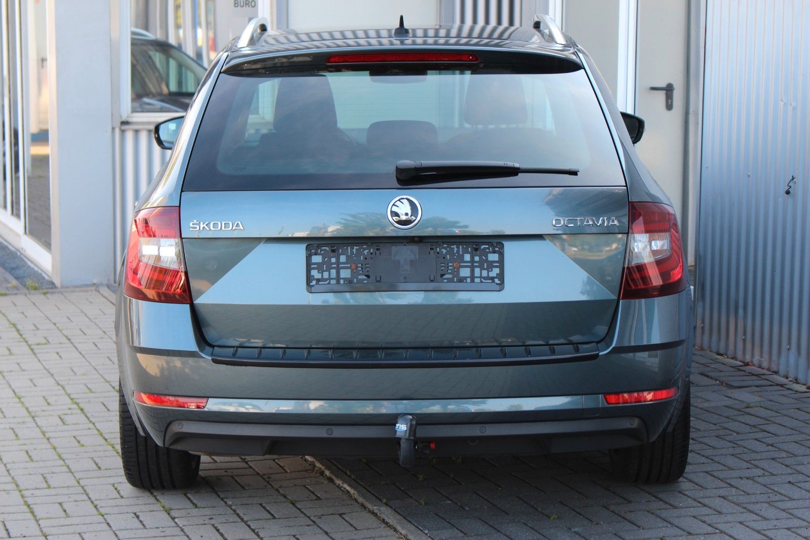 Skoda Octavia Combi Style 2.0 TSI DSG+Navi+Kamera+ACC foto 8