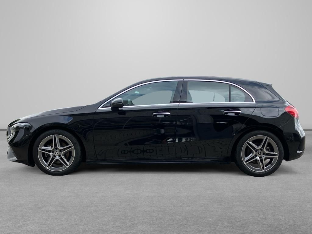 Fahrzeugabbildung Mercedes-Benz A 200 AMG*LED*AHK