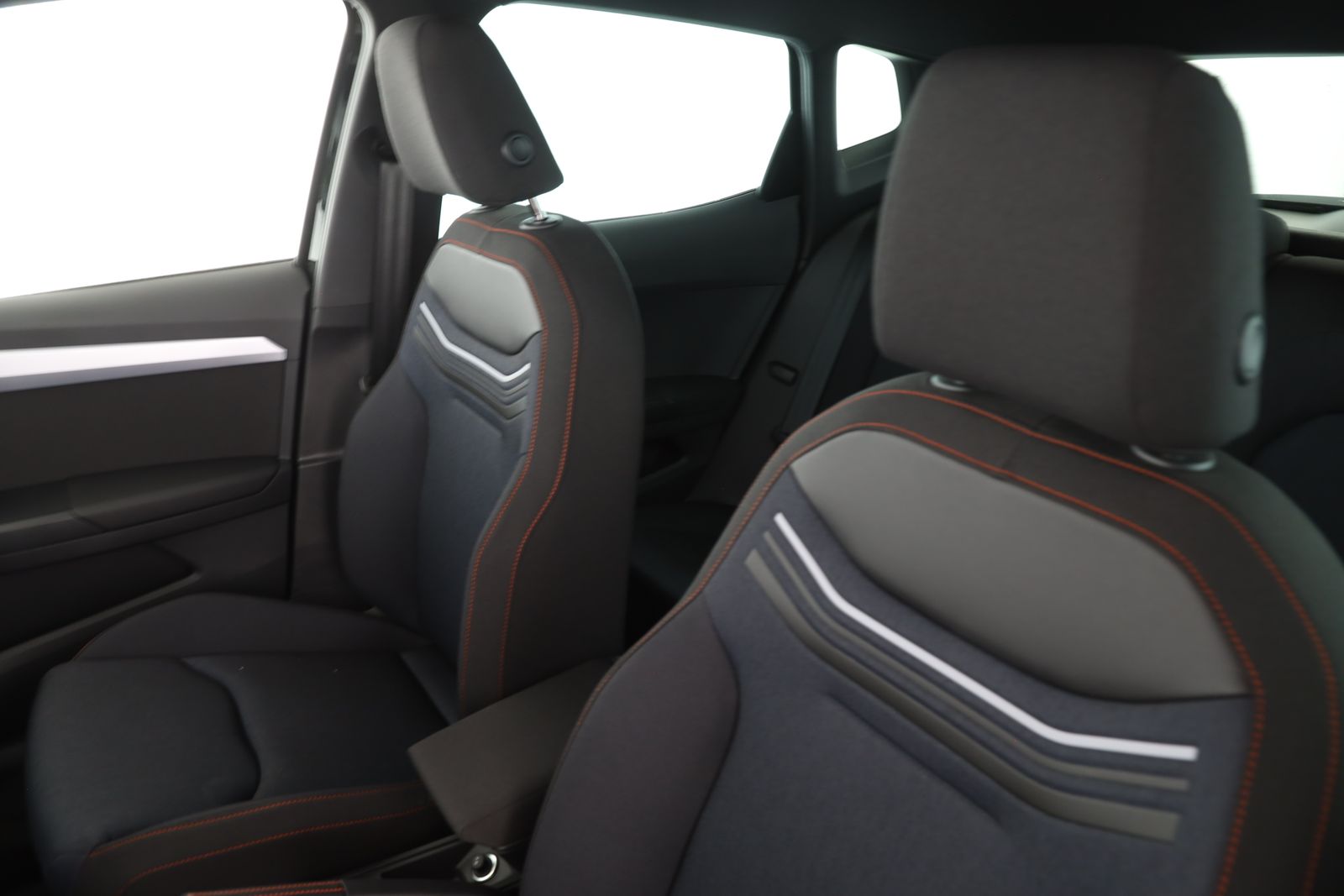 Seat Arona - Bild 14