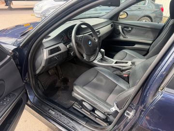 BMW 318 - 12
