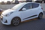 Hyundai i10 1.2 YES! Navi Sitzheizung Schiebedach PDC - Hyundai i10: 1.2