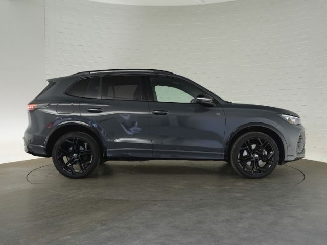 Tiguan R-LINE TDI 4MOTION DSG+AHK+360 GRAD KAMER