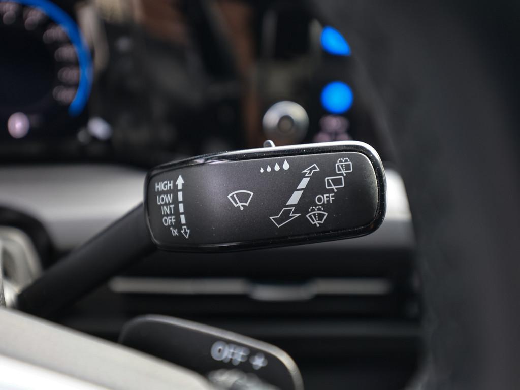 Volkswagen Golf VIII 1.5 eTSI Style PANO LED ACC SHZ PDC, миниатюра 23