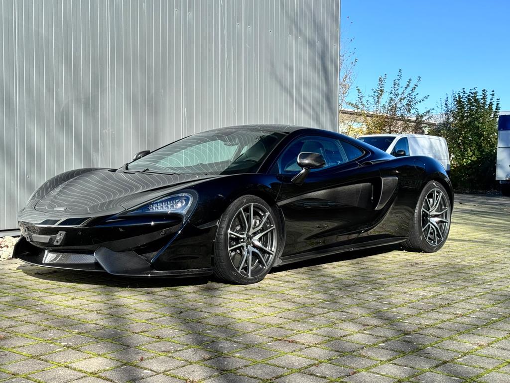 McLaren 570GT