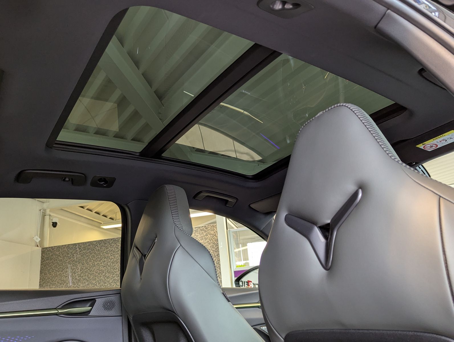 Fahrzeugabbildung CUPRA Terramar 1.5 TSI Tribe Senn Pano Matrix HUD AHK