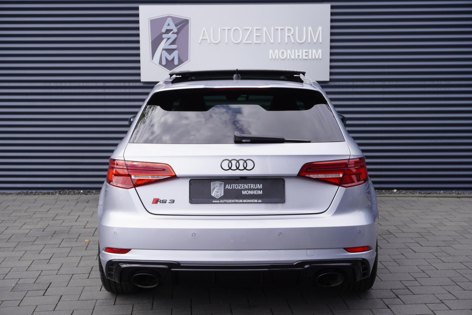 Audi RS3 QUATTRO|SPORTBACK|RS-SITZE|PANORAMA|MATRIX