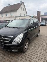 Hyundai H-1 Travel - schwarze Hyundai H-1