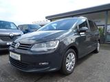 Volkswagen Sharan BMT 2.HAND 7 SITZE KLIMA PANO AHK SHZ - VW Sharan Gebrauchtwagen in Bielefeld