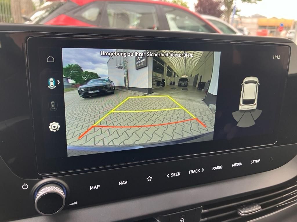 Fahrzeugabbildung Hyundai BAYON 1.0 T-GDI 6-MT Select Navi KAM PDC SpurH