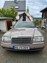 Mercedes-Benz 220 - gebrauchte Mercedes-Benz 220 aus dem Jahr 1994