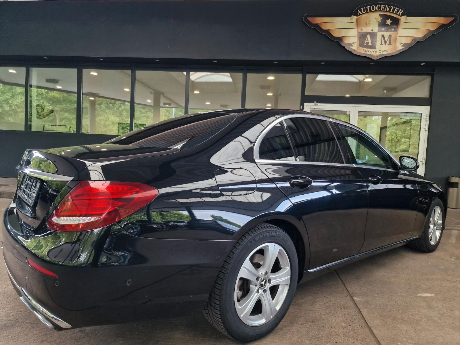 Mercedes-Benz E 220d Lim. AVANTGARDE Teilleder/Kamera/LED