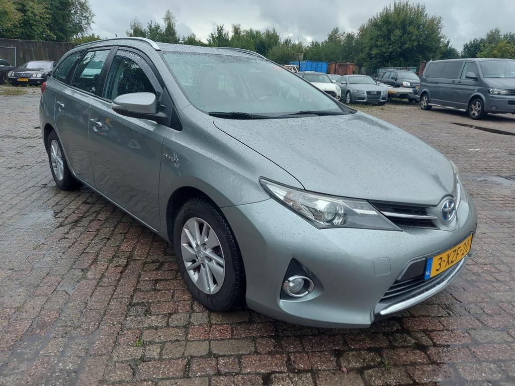 Toyota Auris Touring Sports