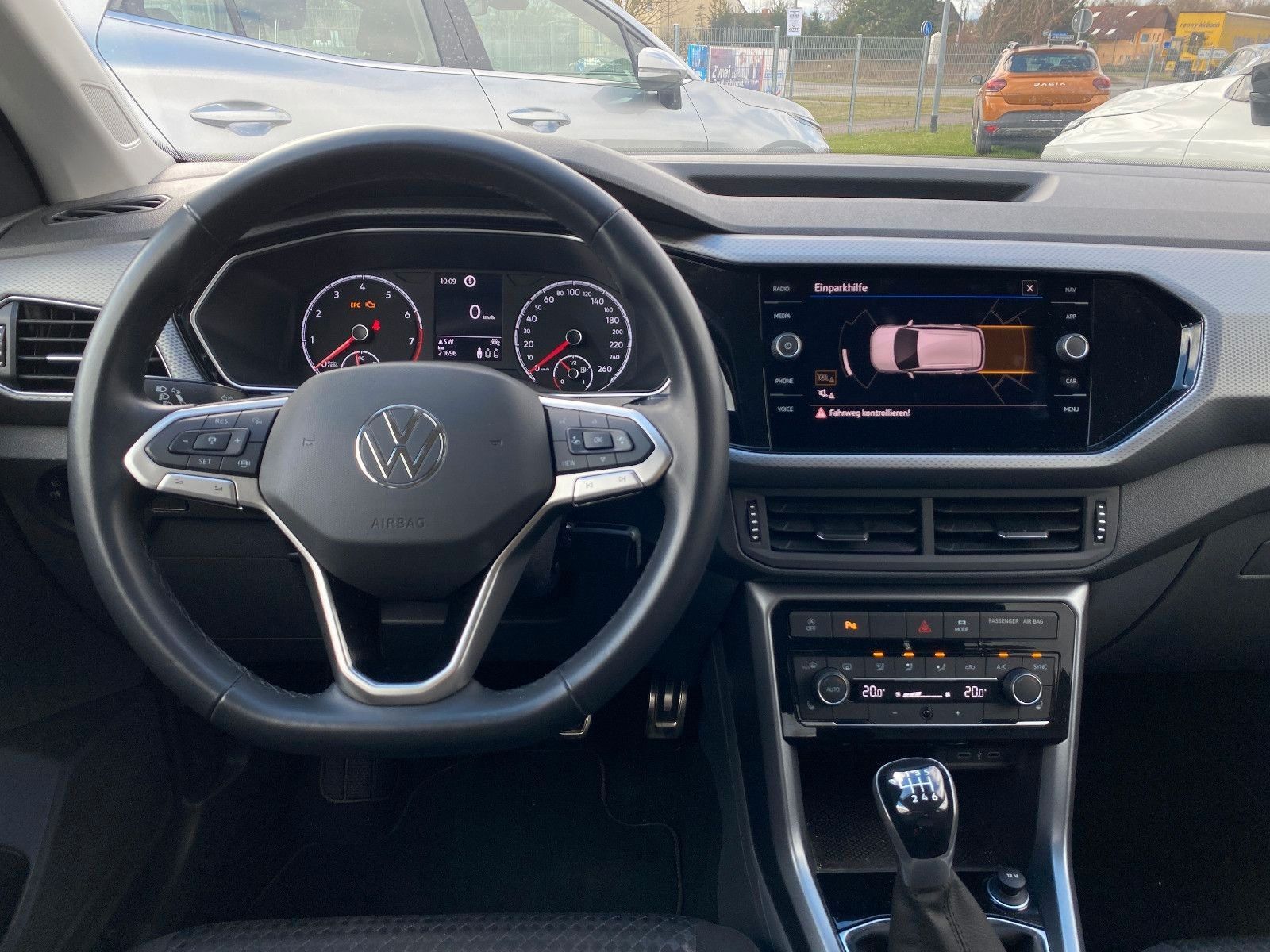 Fahrzeugabbildung Volkswagen T-Cross 1.0 KLIMA+2xPDC+NAVI+SHZ+TÜV-NEU