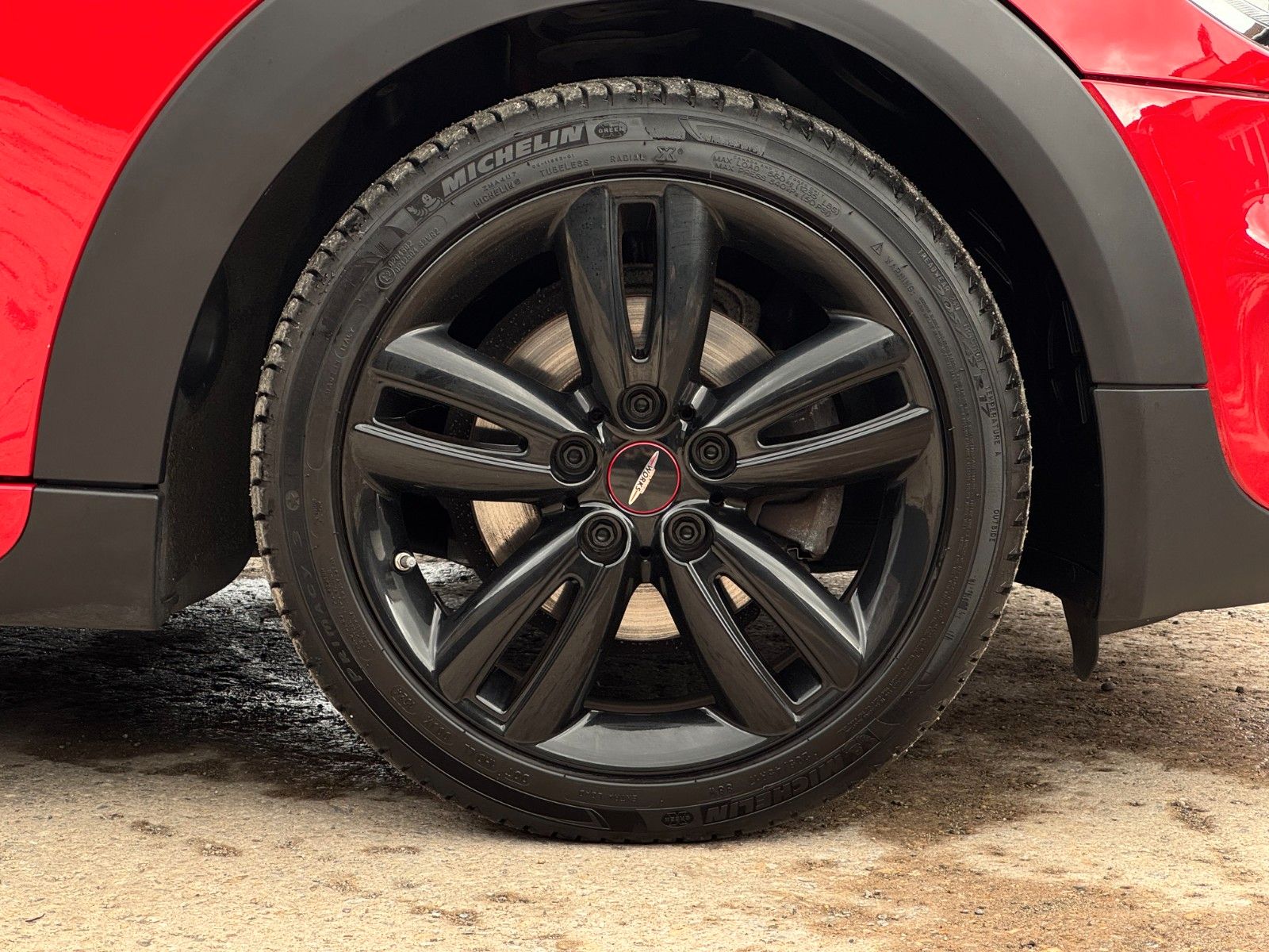 Fahrzeugabbildung MINI Cooper Temp. Komfortzugang JCW H&K PDC SHZ BLT
