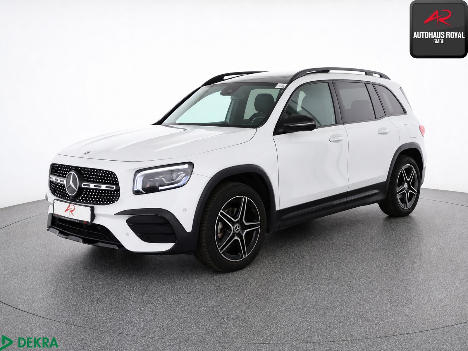 MERCEDES-BENZ GLB 200 3x AMG NIGHT PANO,MULTIBEAM,KAMERA,SH