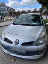 Renault Clio Grandtour -Scheckheft, neuer TÜV und Reifen - Renault Clio: Reifen