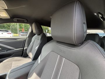 Bild 22 Opel Astra GS AT8/NAVI/SHZ+LHZ/PDC vo+hi+360Cam