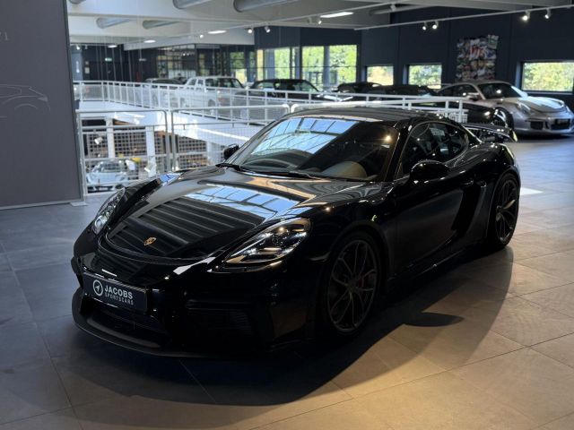 PORSCHE 718 Cayman GT4 Clubsport Vollschalsit. Carbon