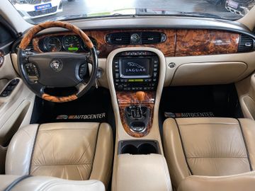 Jaguar XJ 2.7 D XJ6 Sovereign *Klima*Navi*PDC*Bluetooth