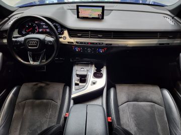 Audi Q7 - 10