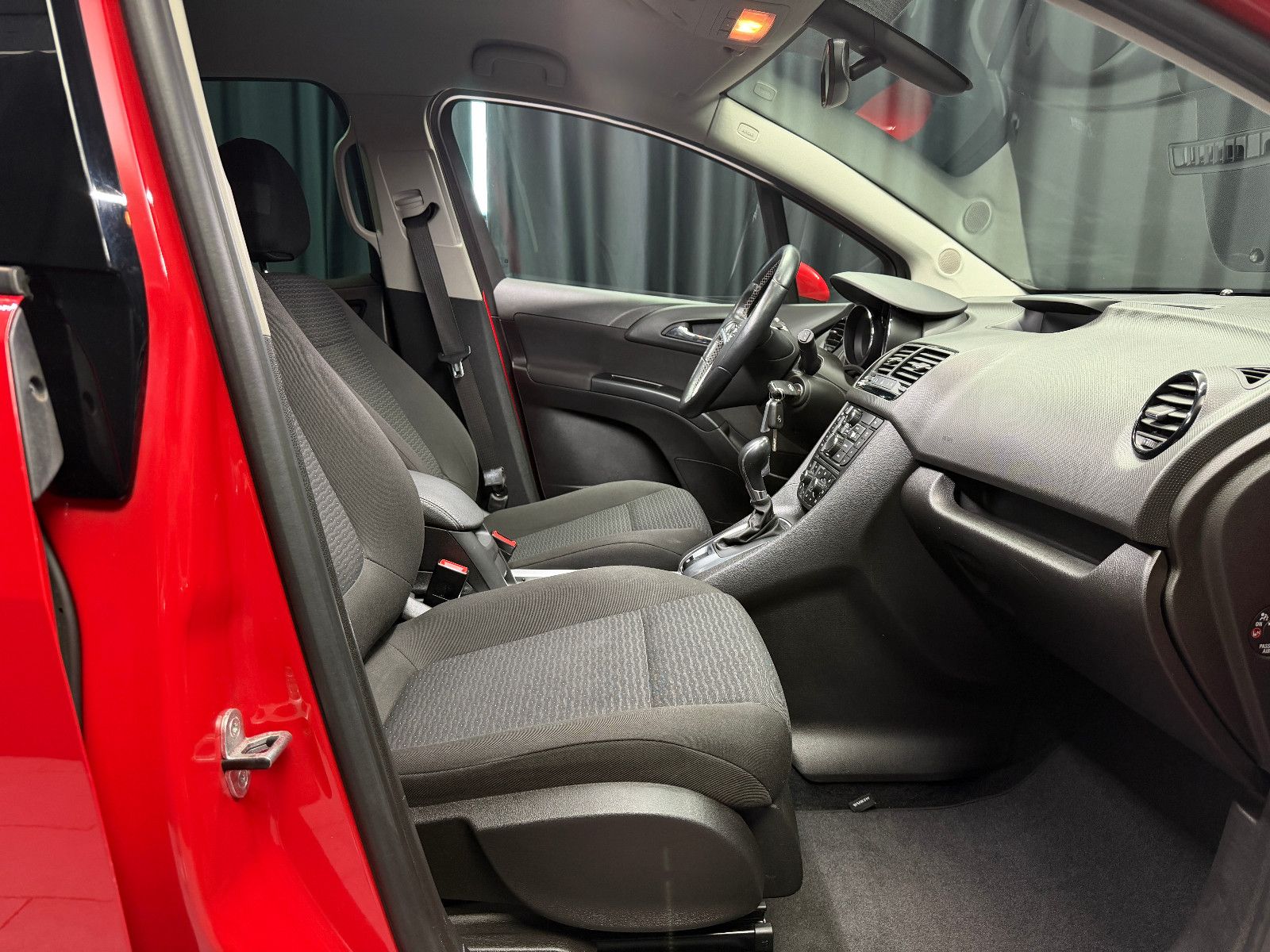 Fahrzeugabbildung Opel Meriva B Drive |AUTOMATIK|PDC|2.HAND