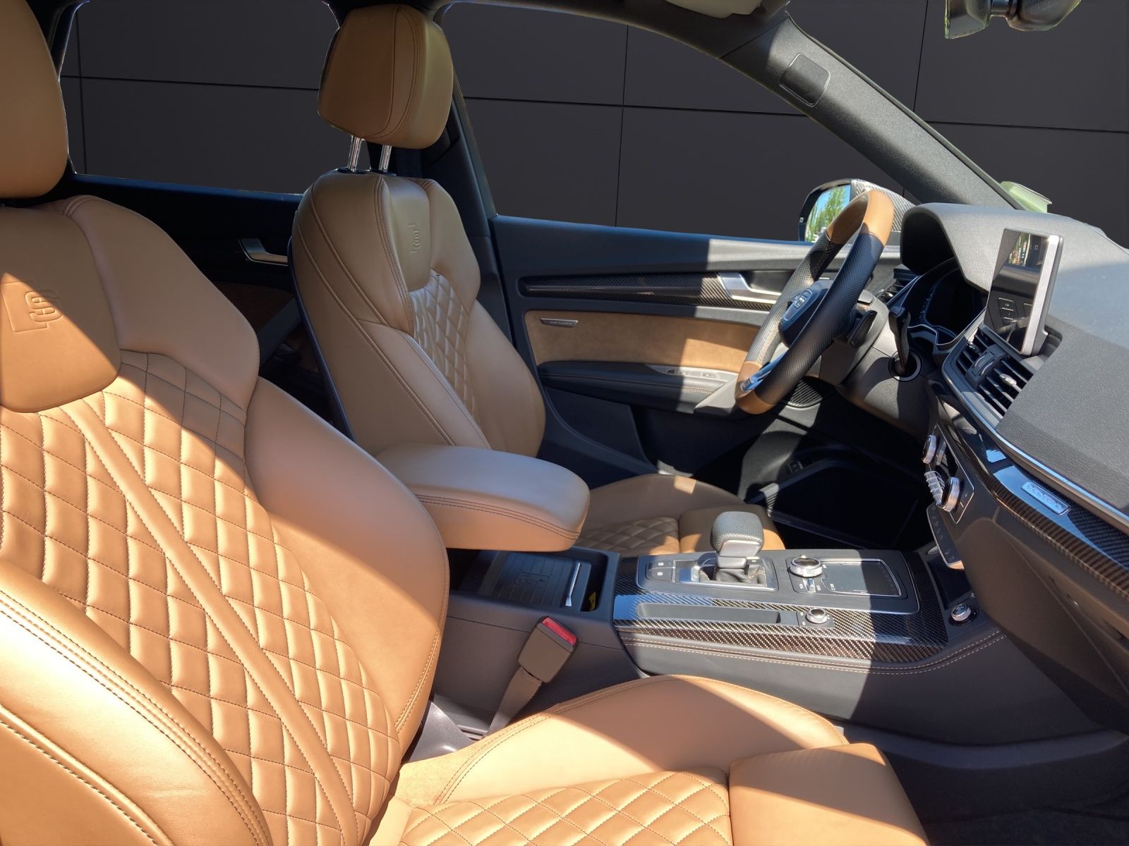 Fahrzeugabbildung Audi Q5 55 TFSI e quattro sport MATRIX HEAD UP PANO R