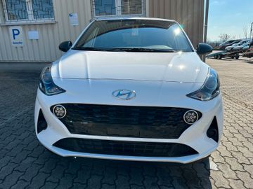 Hyundai i10 1.0 CONNECT & GO - NAVI - SOFORT
