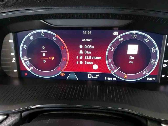 Octavia Combi 2.0 TDI DSG STYLE STDHZ+AHK+NAVI.+