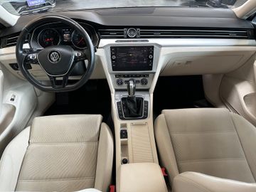 MYAUTOCENTER – Gebraucht- und Jahreswagen mit Werkstattservice in Pfaffenhofen Volkswagen Passat Variant Comfortline *Navi*AHK*Kamera*