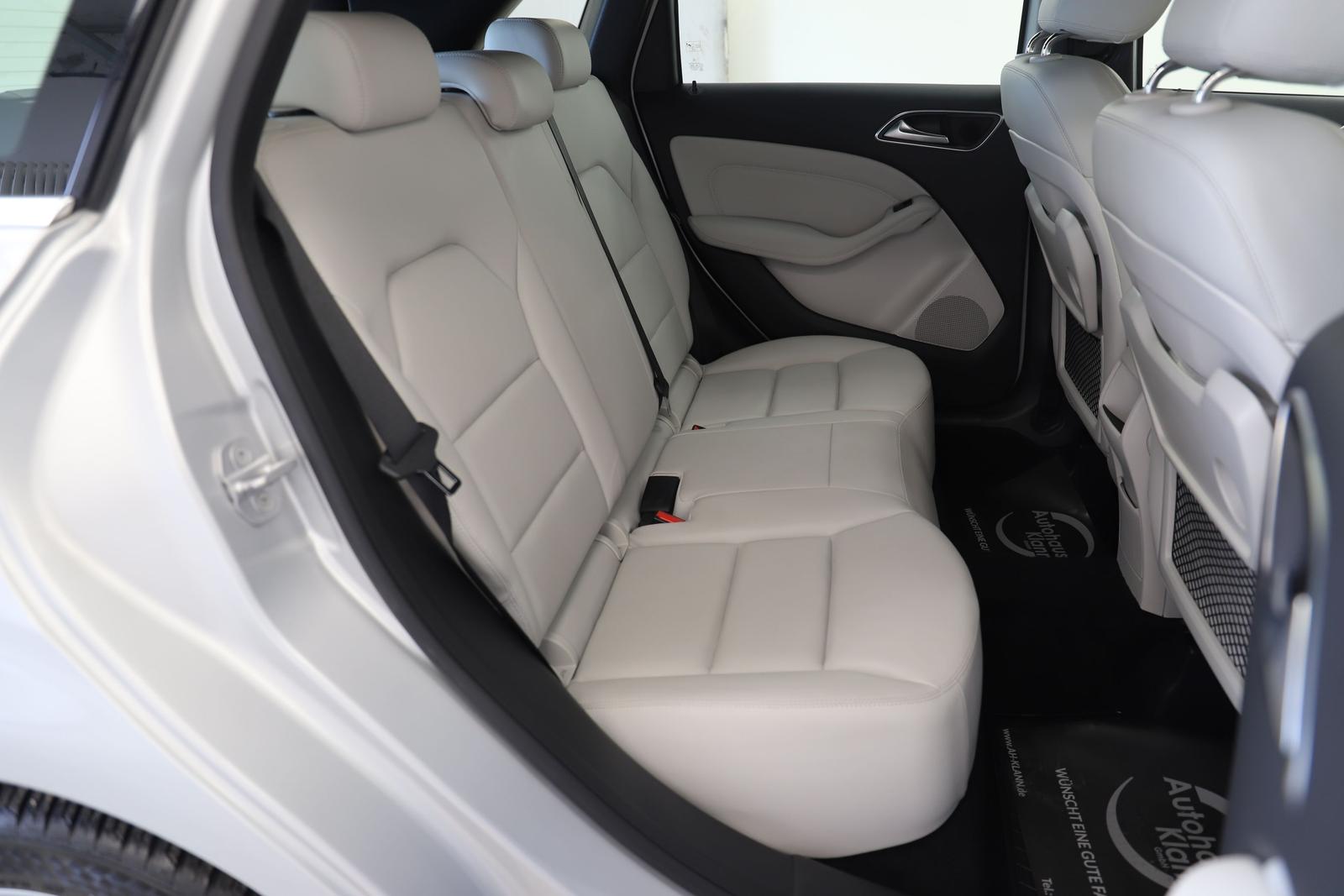 Mercedes-Benz B 200 156PS 7G Memory Leder RCAM AHK ACC