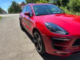 Porsche  Macan GTS Karminrot | 103.540 km | AHK | - rote Porsche Macan
