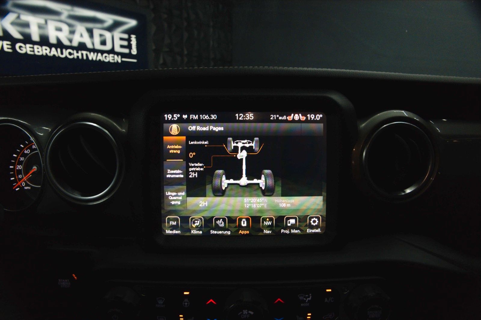 Fahrzeugabbildung Jeep Wrangler 3.6 V6 UNLIMITED SAHARA OFFROAD 4x4 LED