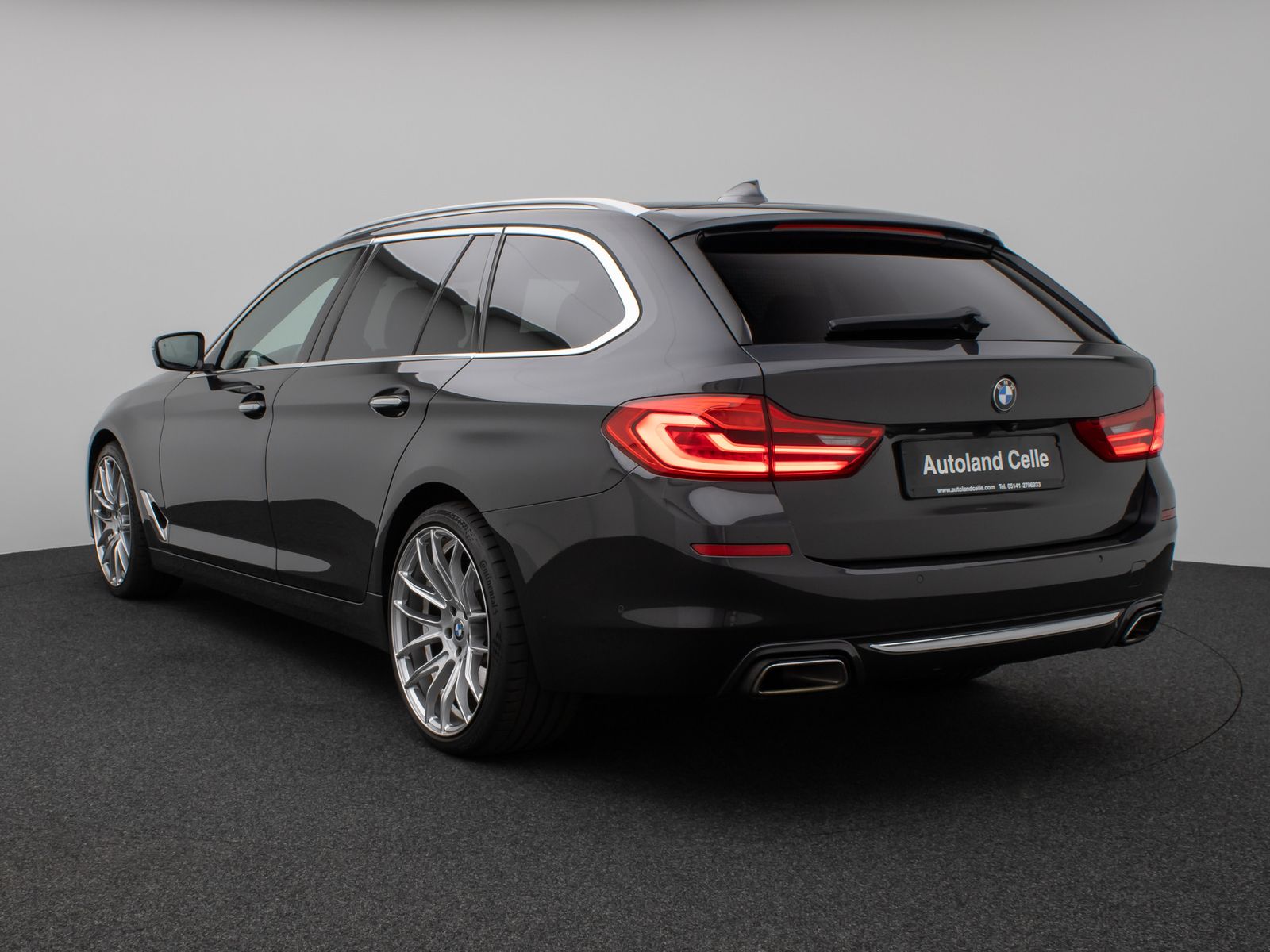 Fahrzeugabbildung BMW 540i xD Luxury Line Panorama Kamera HUD DAB H/K