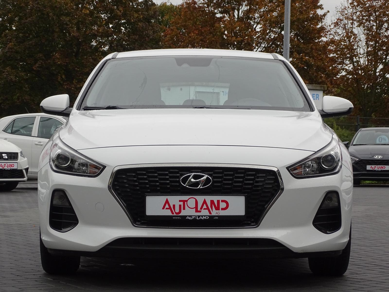 Hyundai i30 1.4 Pure Tempomat Klima Spurhalte USB AUX