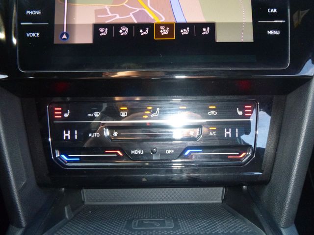 Fahrzeugabbildung Volkswagen Passat Variant 2.0 TDI, Business>AUT/AHK/LED/360
