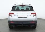 Skoda Karoq 1.5 TSI Ambition LED Navi Sitzheizung AHK - silberne Skoda Karoq