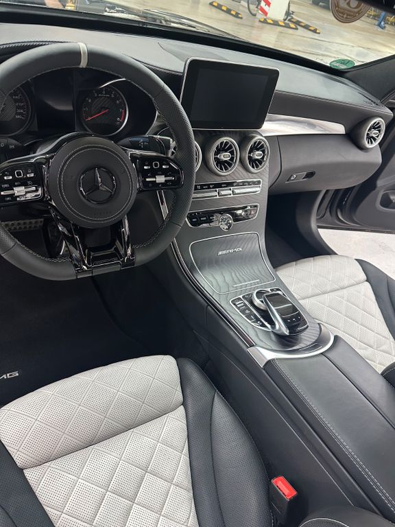 Image of Mercedes-Benz C 63 AMG