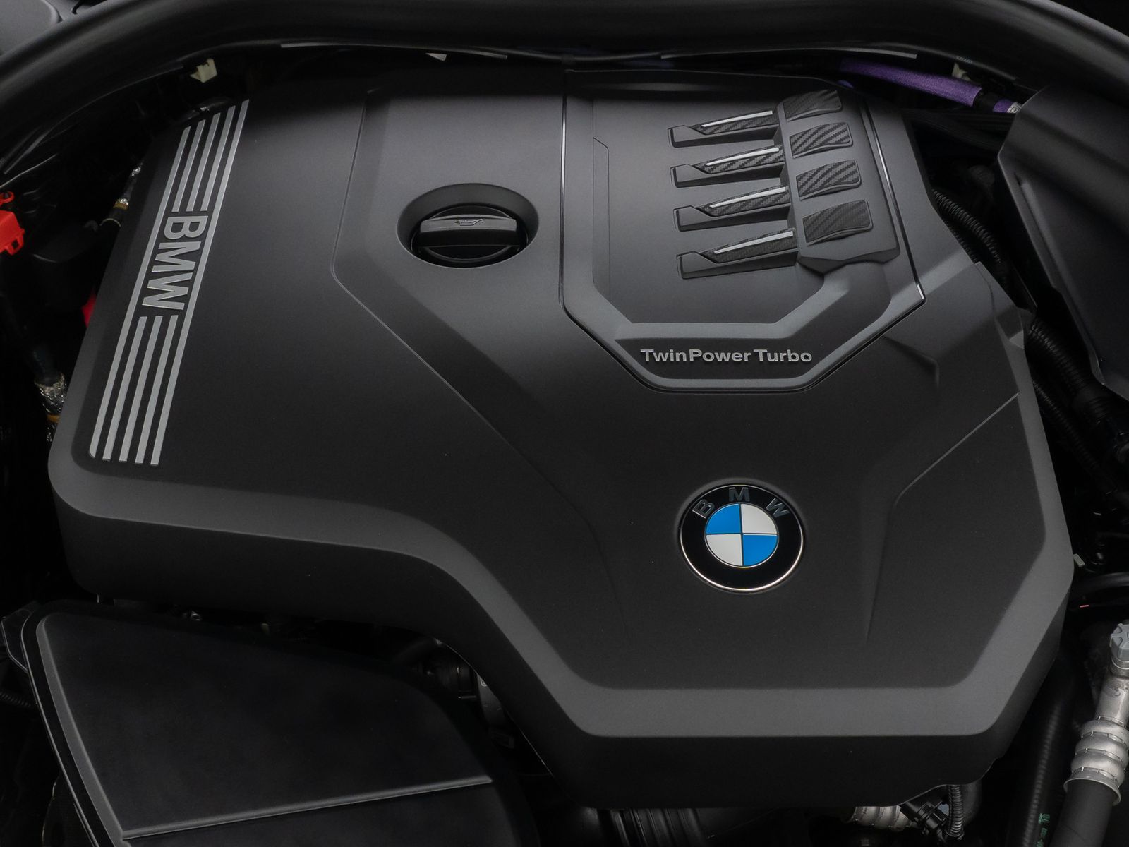 Fahrzeugabbildung BMW 530i M Sport AHK Kamera HUD H/K DAB Massage ACC