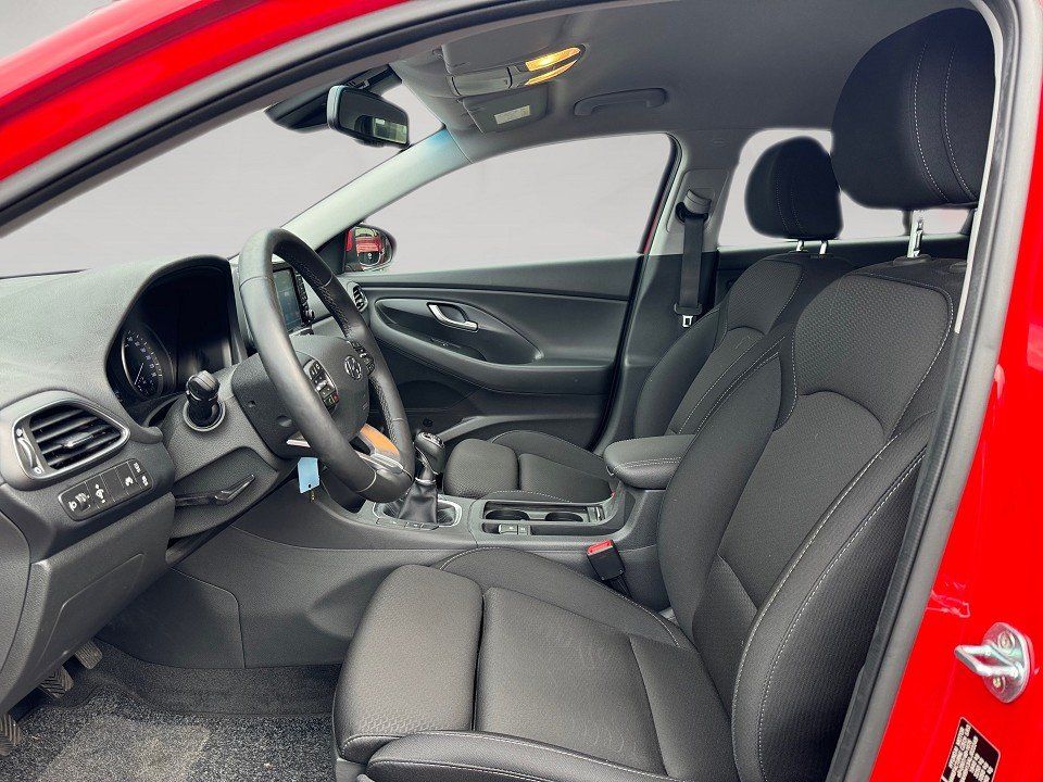 Fahrzeugabbildung Hyundai i30 Fastback 1.4 T-GDI 140PS Style