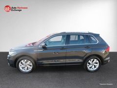 VW Tiguan 2.0 TDI Elegance 4M Matrix Navi Ahk Pano VW Tiguan 2.0 TDI Elegance 4M Matrix Navi Ahk Pano