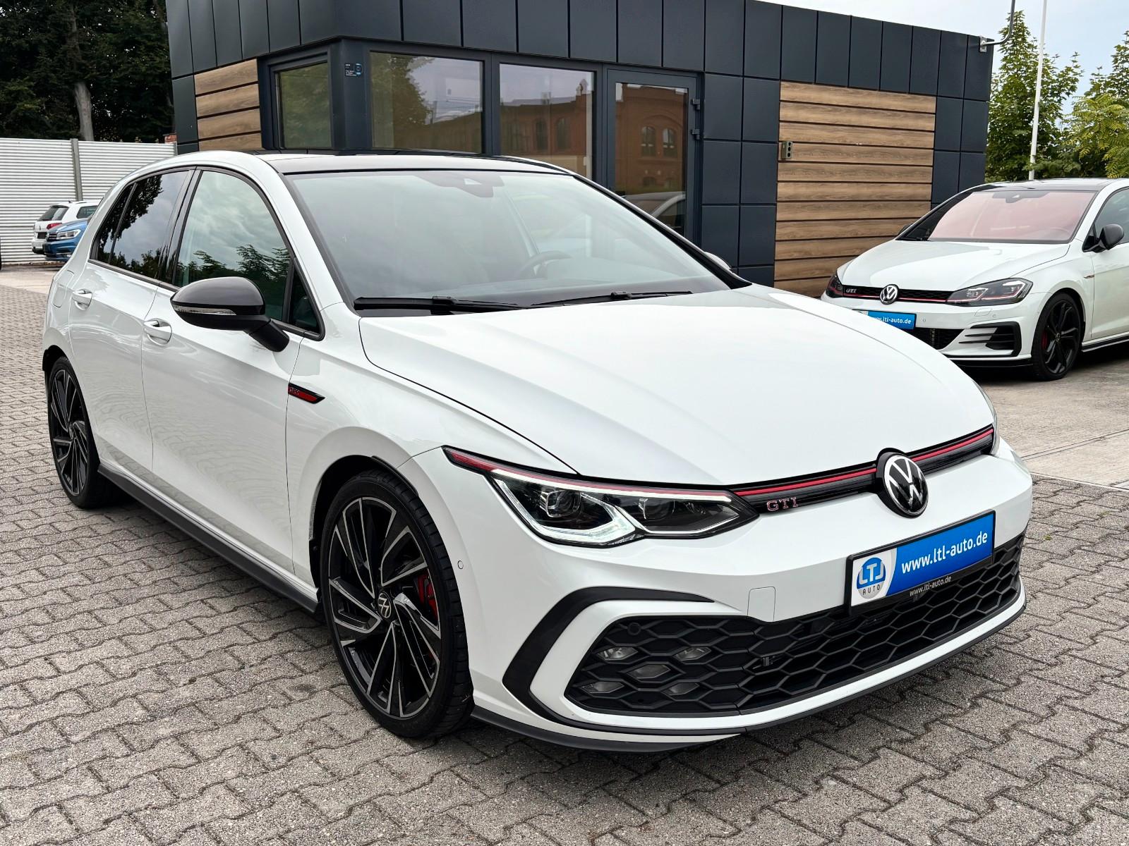 Volkswagen Golf VIII GTI DSG Pano Leder Navi DCC Harman