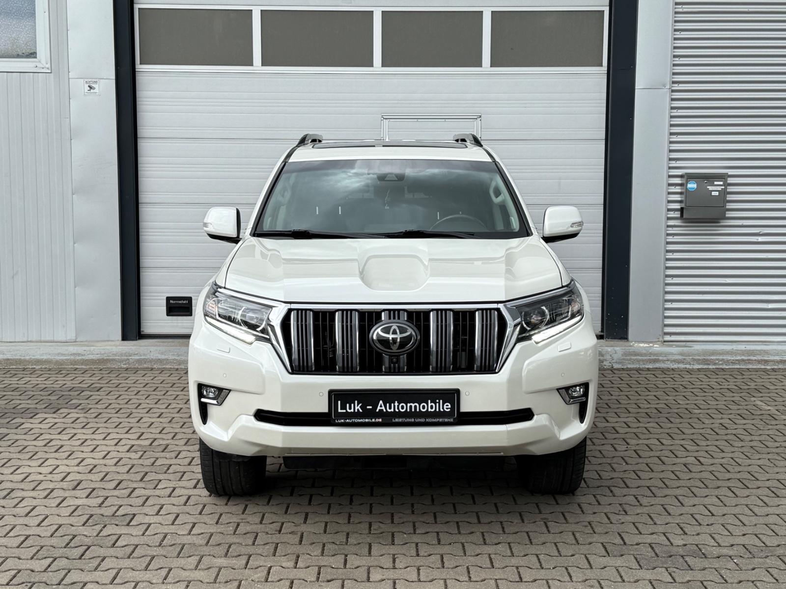 Toyota Land Cruiser 2.8 D-4D 150 TEC EDITION 7-SITZER