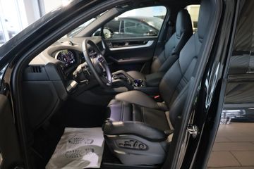 Porsche Cayenne - 12