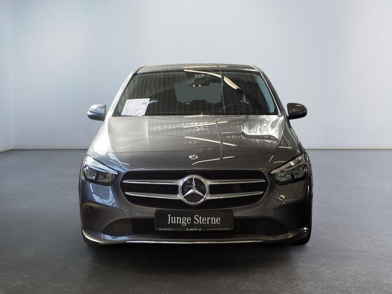 Mercedes-Benz B 180 PREMIUM PROGRESSIVE SPUR PDC SHZ