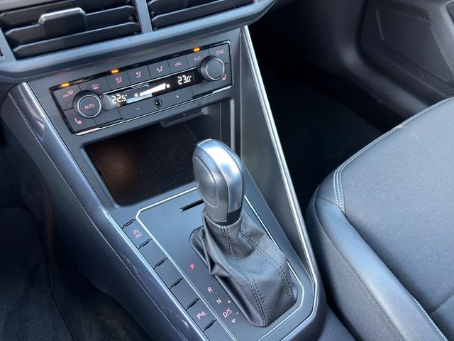 Polo 1.0 TSI Highline DSG PDC SHZ NAVI ACC LED