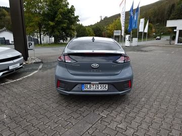 Fotografie des Hyundai IONIQ 1.6 GDI Style-Paket Plug-In Hybrid*LED*Nav