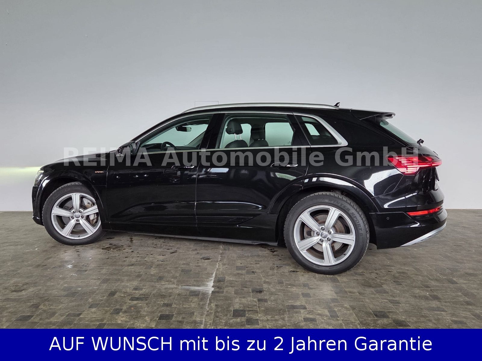 Fahrzeugabbildung Audi e-tron 50 quattro advanced, Pano, SOH 93,7%